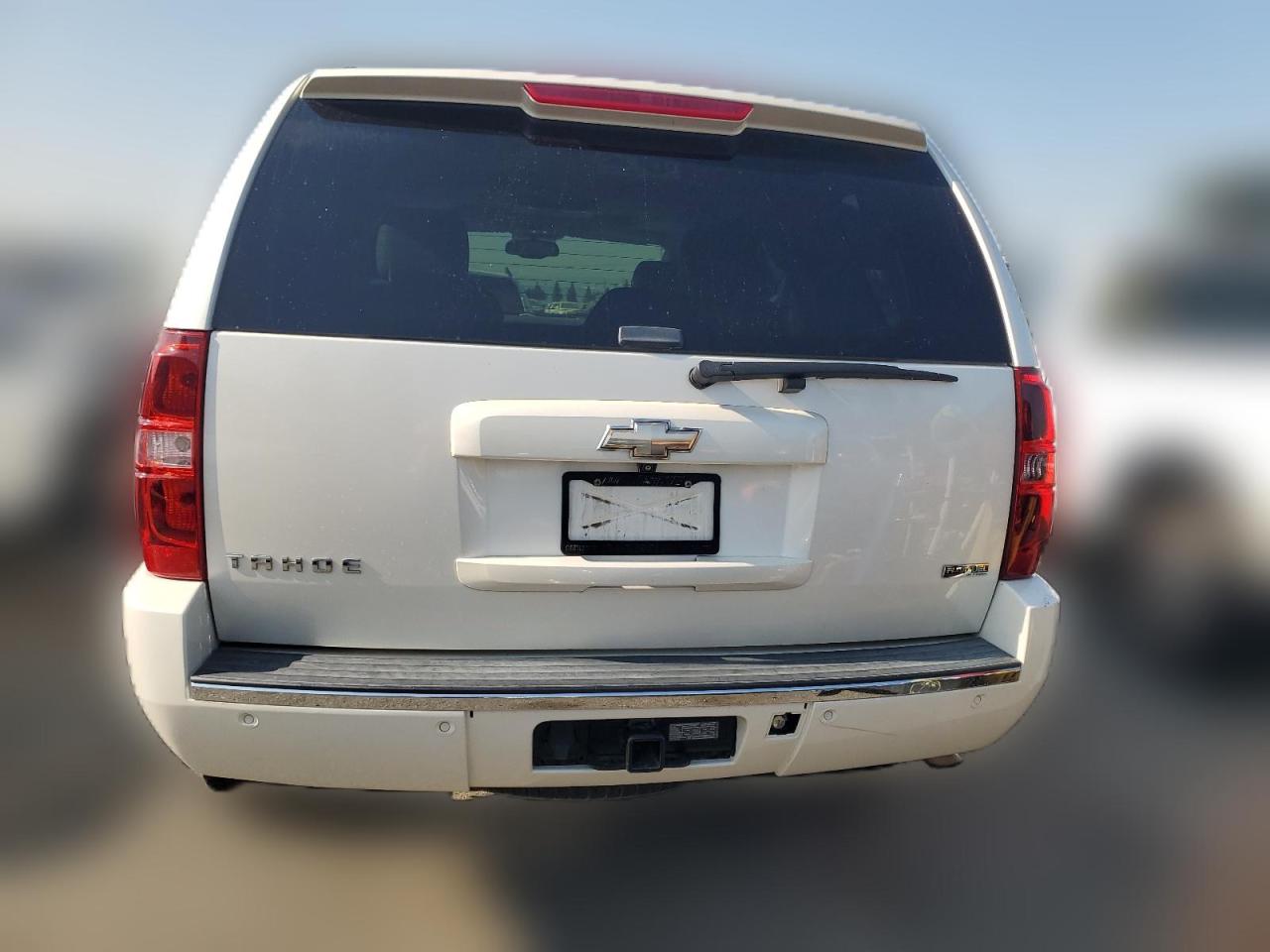 2011 Chevrolet Tahoe K1500 Ltz VIN: 1GNSKCE06BR165523 Lot: 64304164