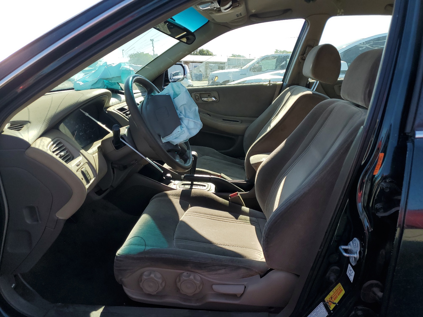 JHMCG6652XC000765 1999 Honda Accord Lx