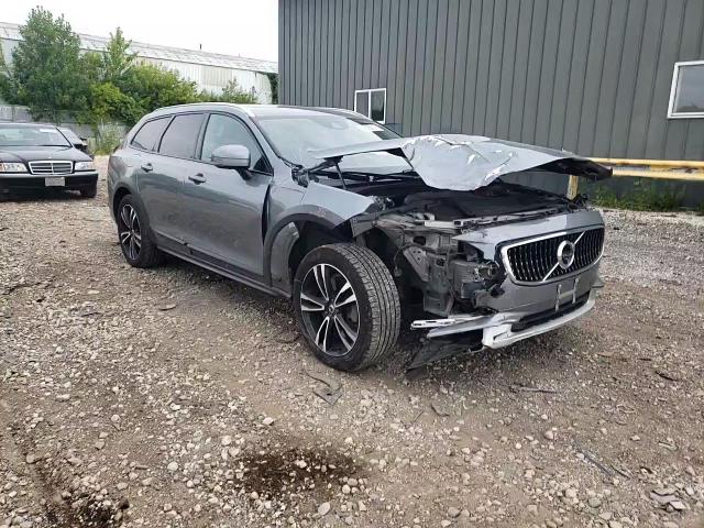 2018 Volvo V90 Cross Country T5 Momentum VIN: YV4102NK9J1014840 Lot: 64206314