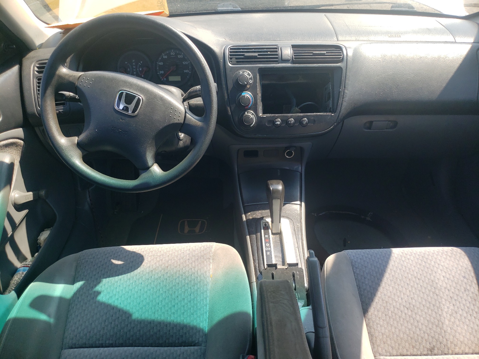 2HGES16364H555447 2004 Honda Civic Dx Vp