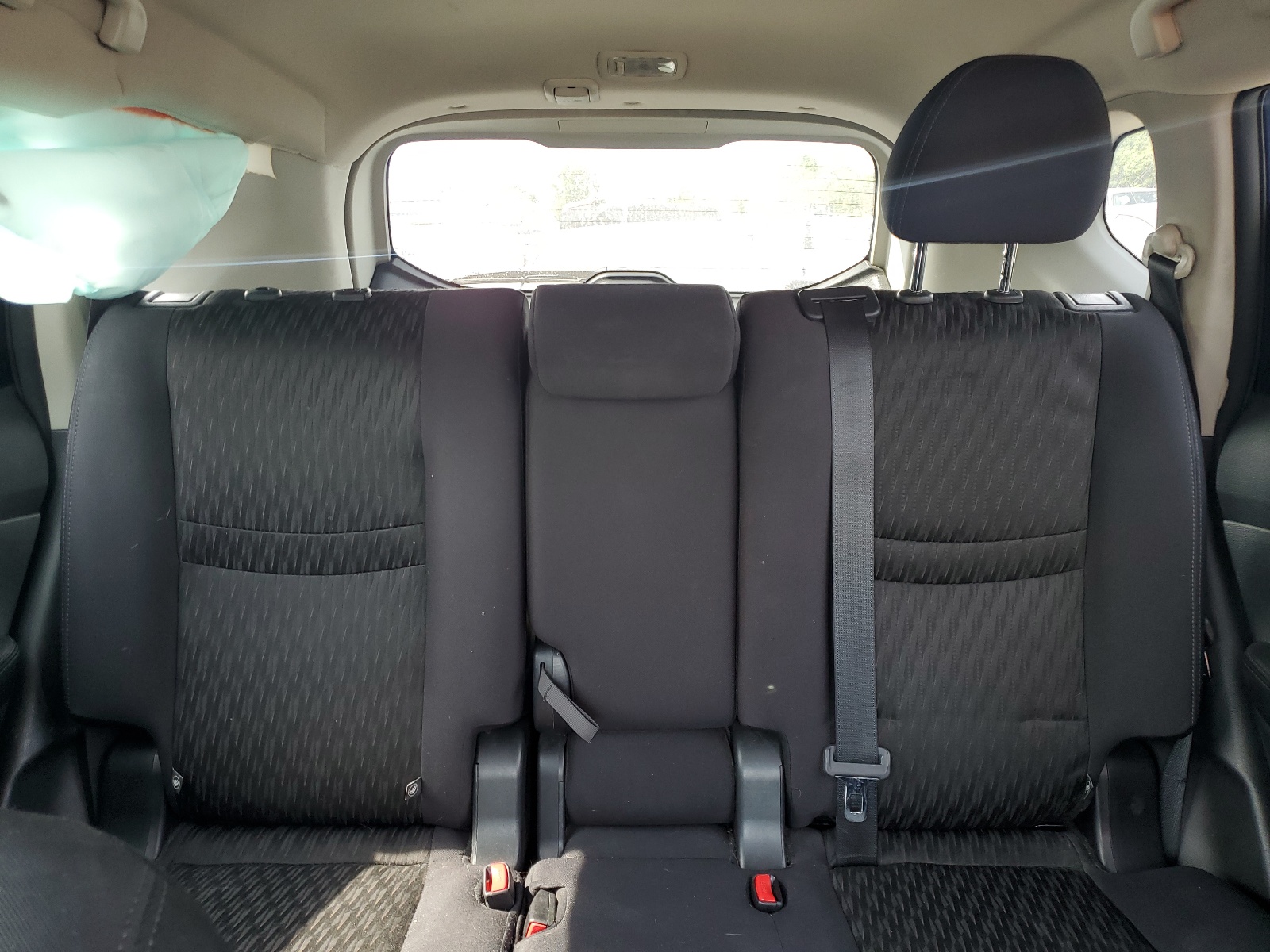 5N1AT2MV0JC710329 2018 Nissan Rogue S