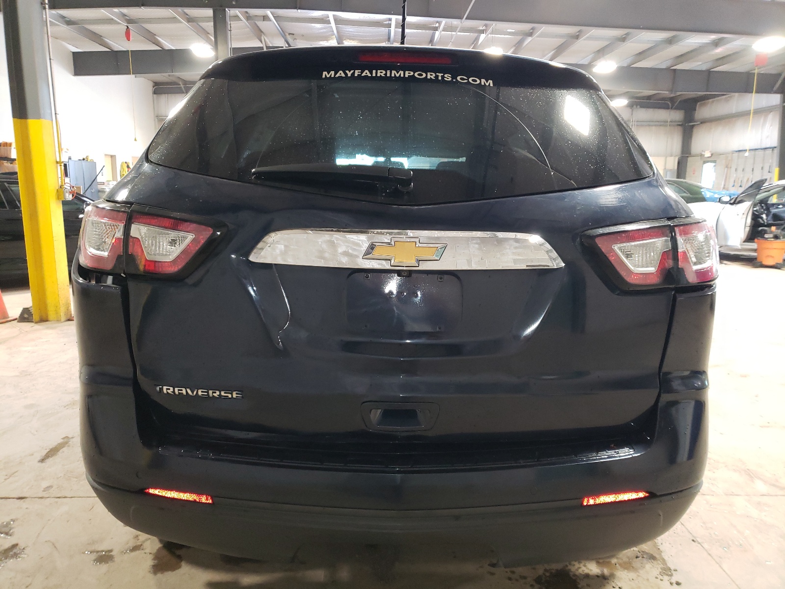 1GNKRFED0HJ239588 2017 Chevrolet Traverse Ls