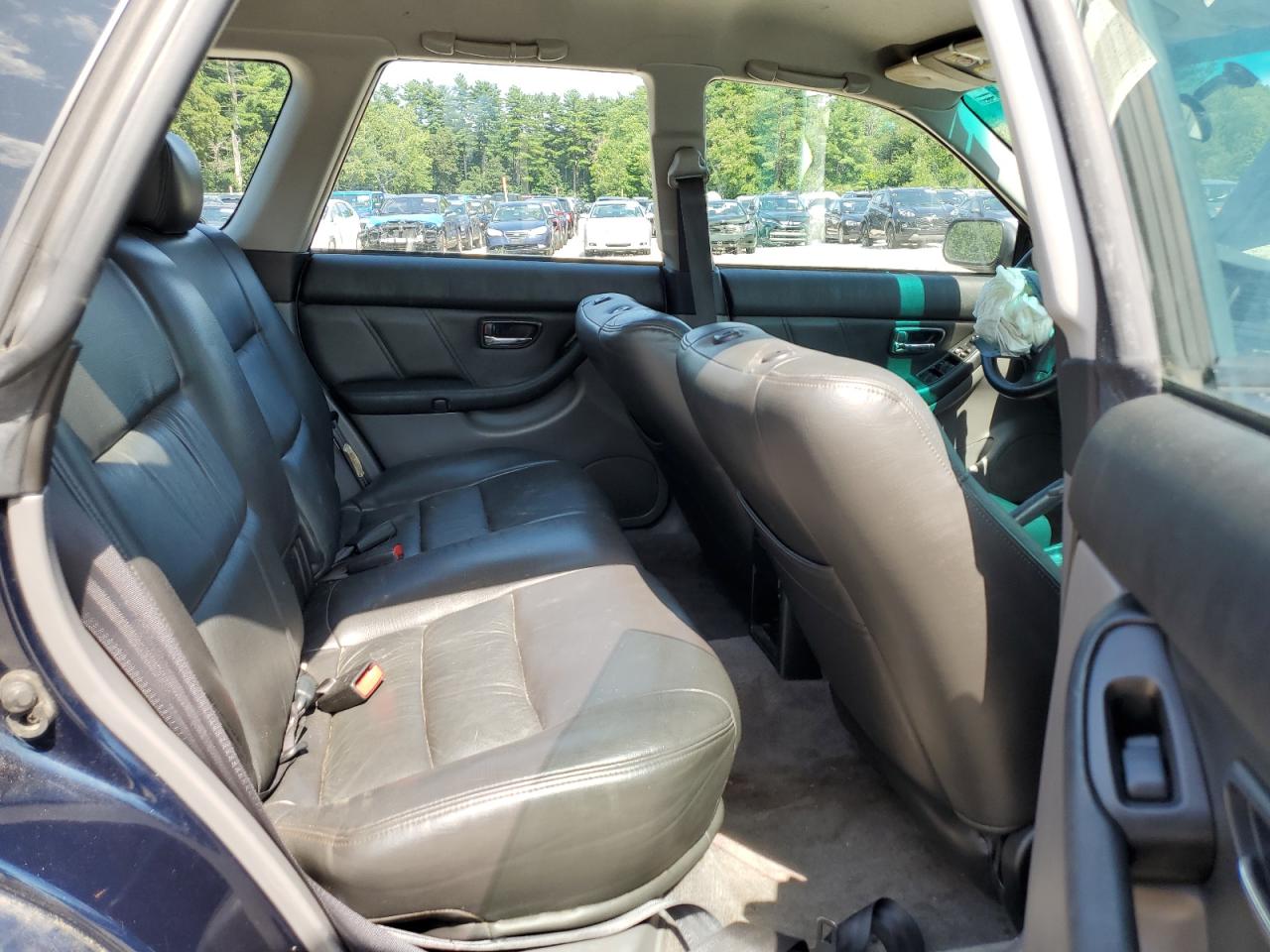 2001 Subaru Legacy L VIN: 4S3BH635317301074 Lot: 64980394