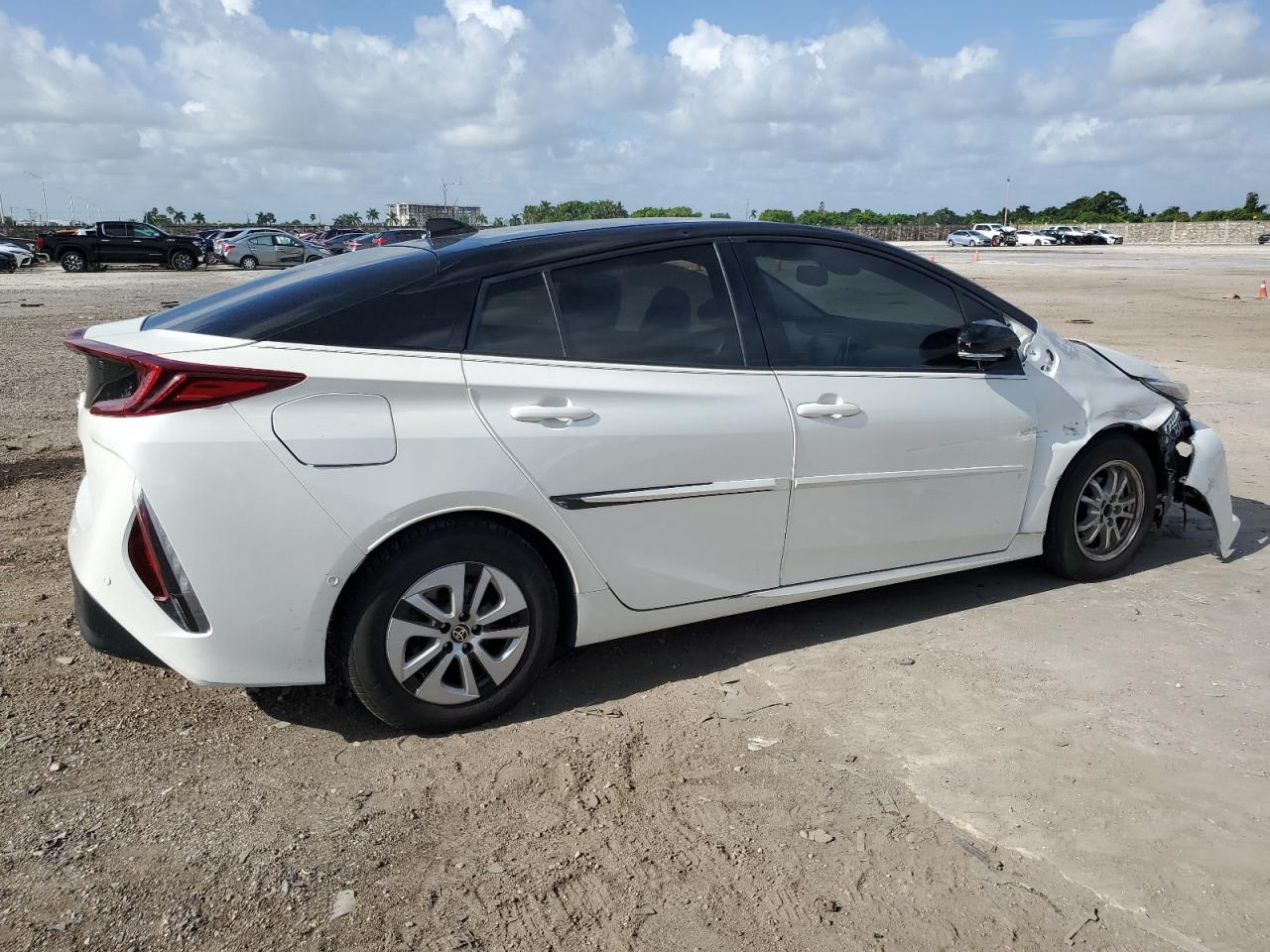 2017 Toyota Prius - Image 3