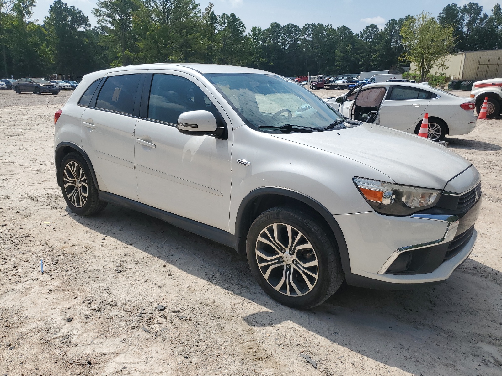 2016 Mitsubishi Outlander Sport Es vin: JA4AP3AU5GZ062688