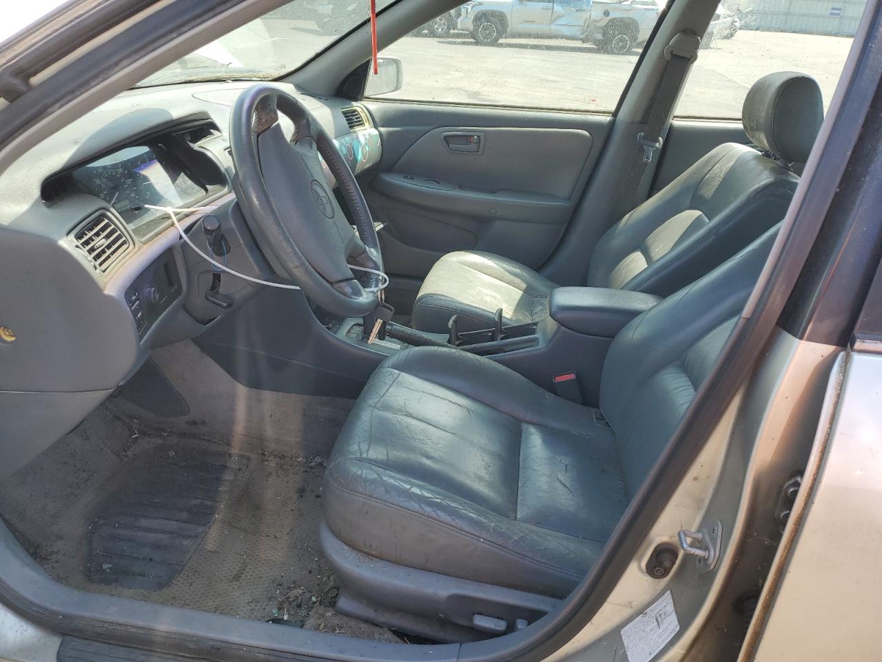 2000 Toyota Camry Ce VIN: JT2BG22K0Y0509315 Lot: 65161324