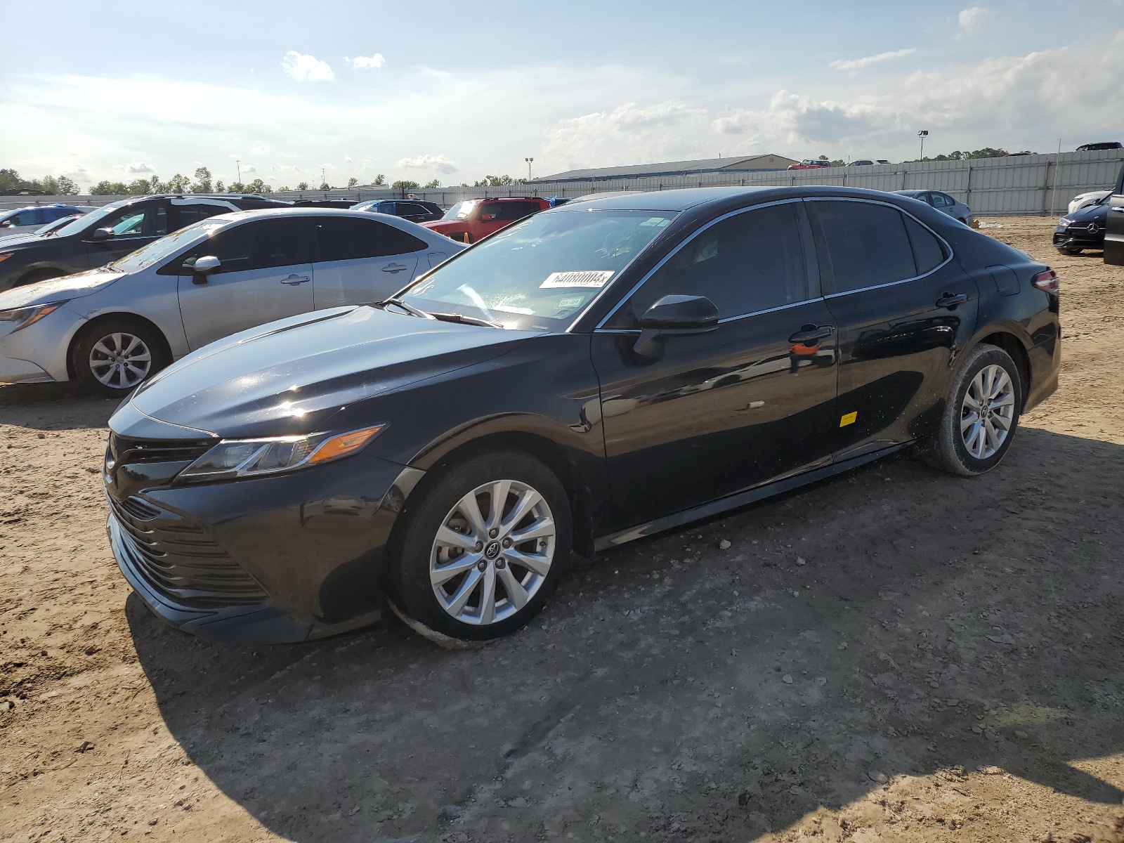 2019 Toyota Camry L vin: 4T1B11HKXKU748487