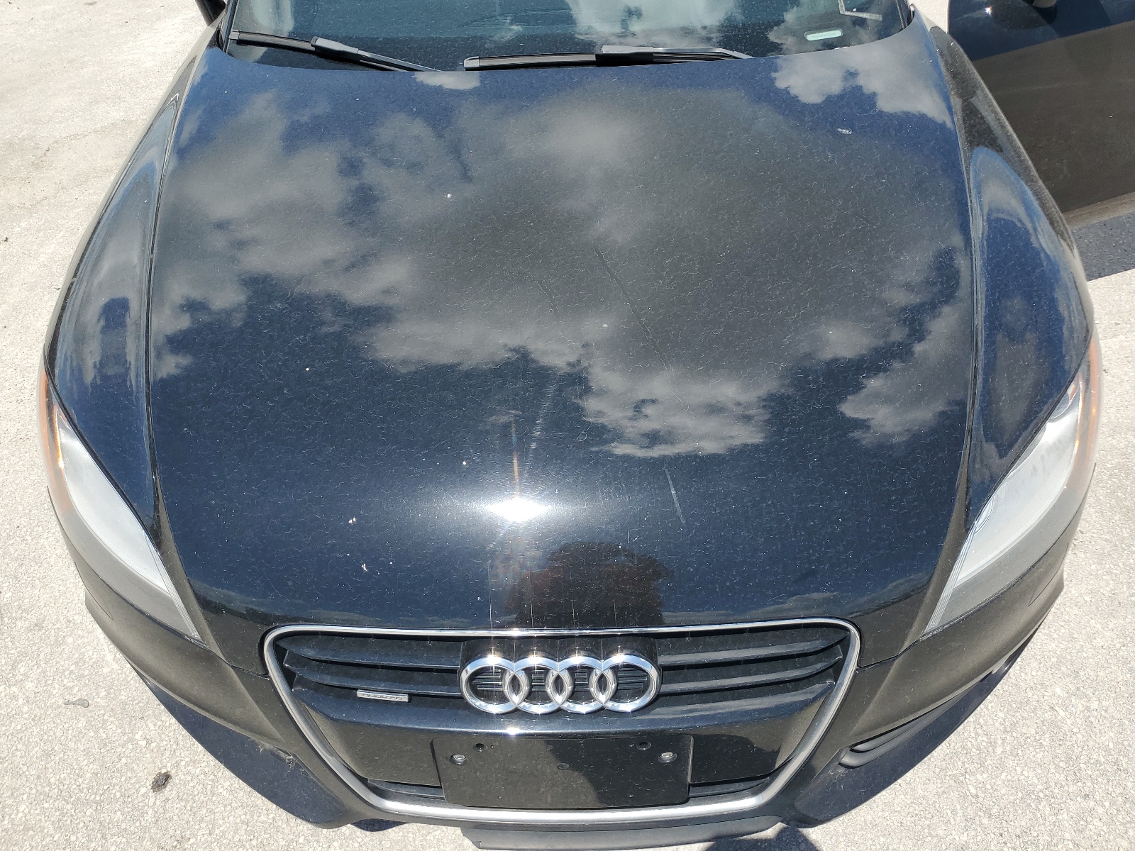 2012 Audi Tt Premium Plus vin: TRUSFAFK3C1000844