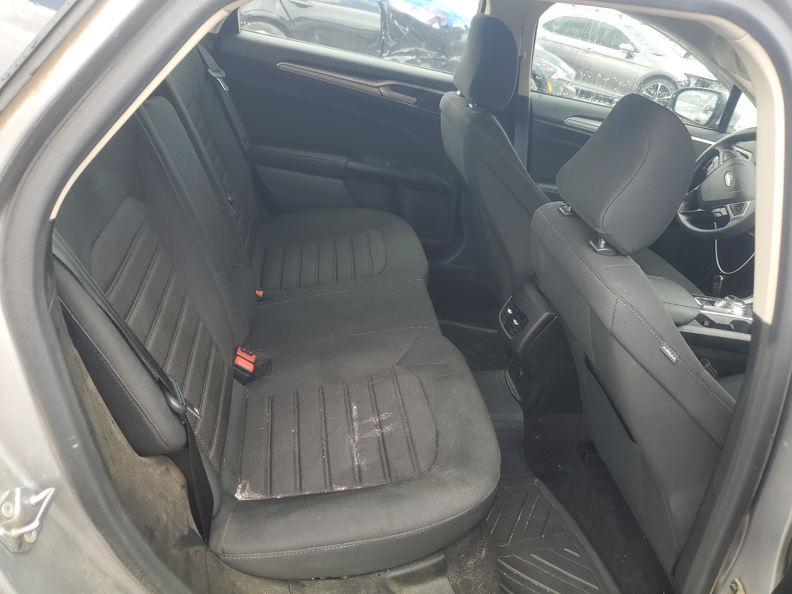 3FA6P0HD6LR197439 2020 Ford Fusion Se