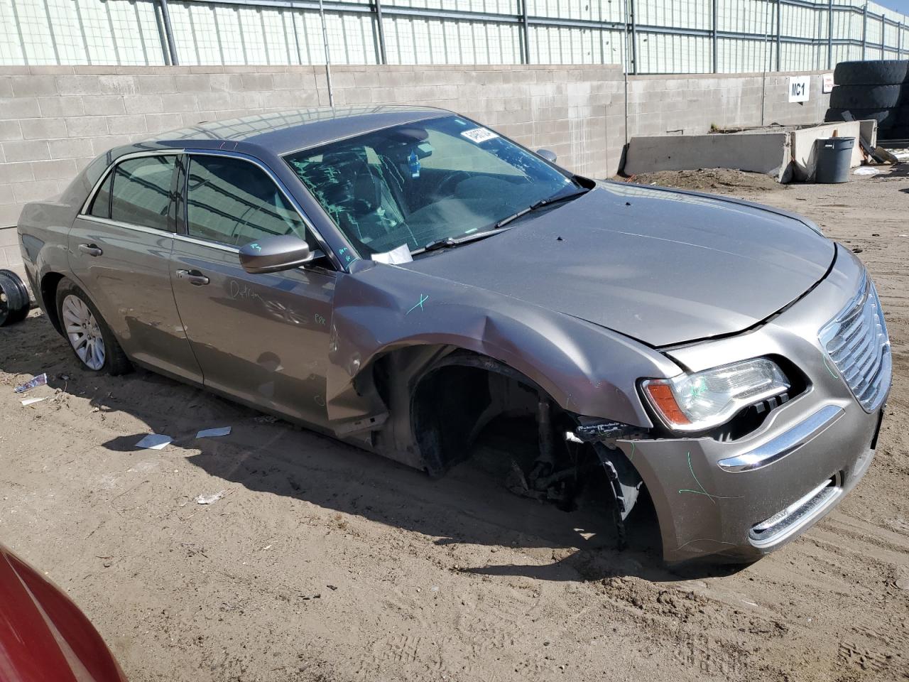 2C3CCAAG7EH235279 2014 Chrysler 300