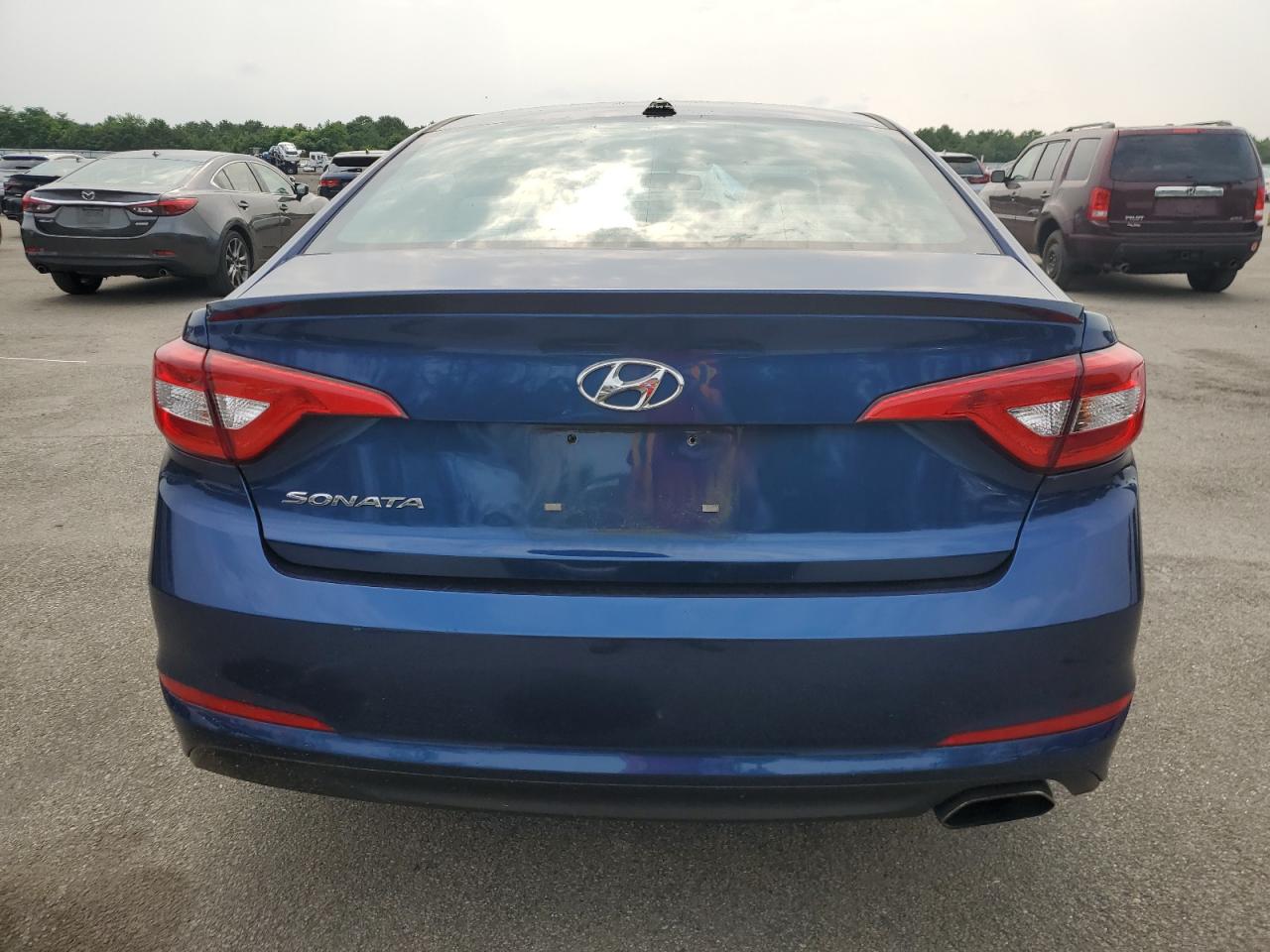 2017 Hyundai Sonata Se VIN: 5NPE24AFXHH477401 Lot: 64369174