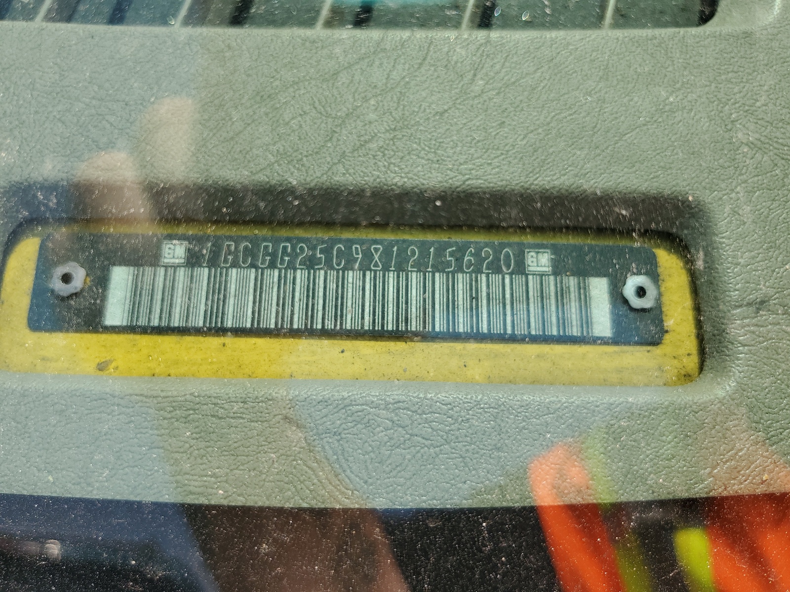 1GCGG25C981215620 2008 Chevrolet Express G2500