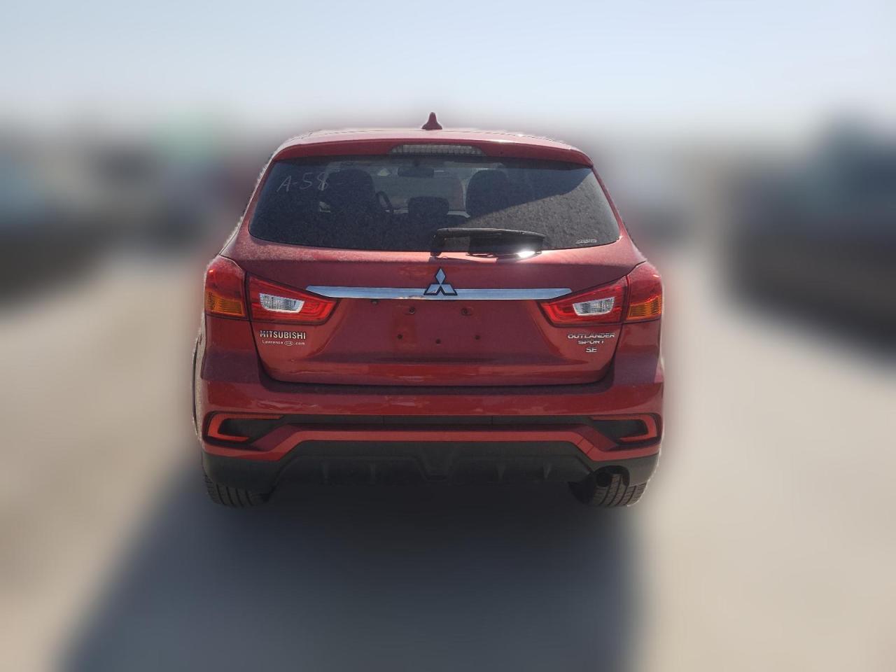 2018 Mitsubishi Outlander - Image 6