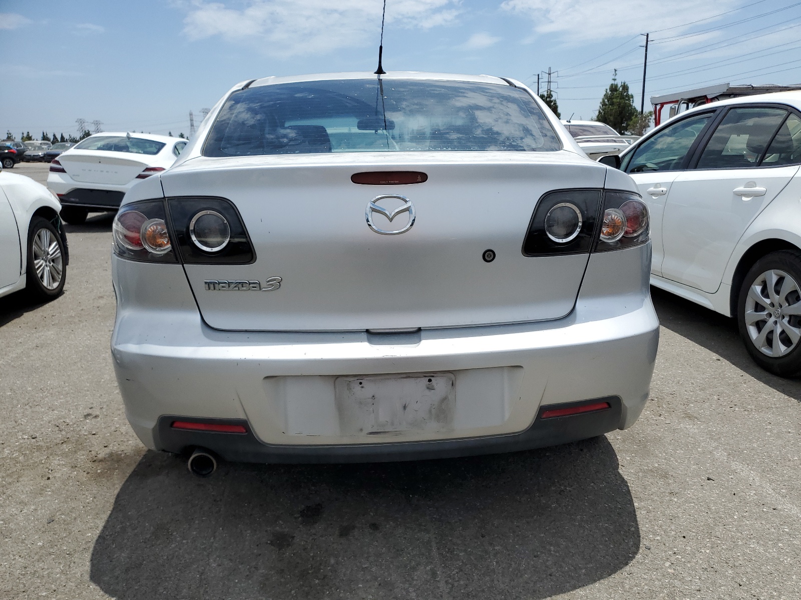 JM1BK32G581115763 2008 Mazda 3 I