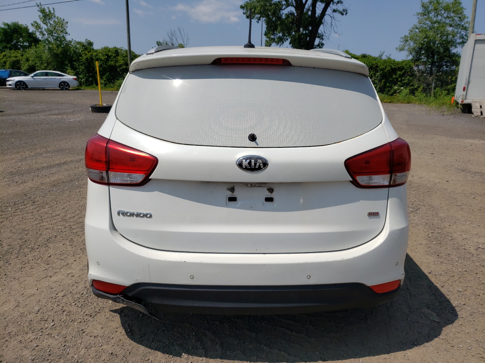 KNAHT8A32E7034583 2014 Kia Rondo