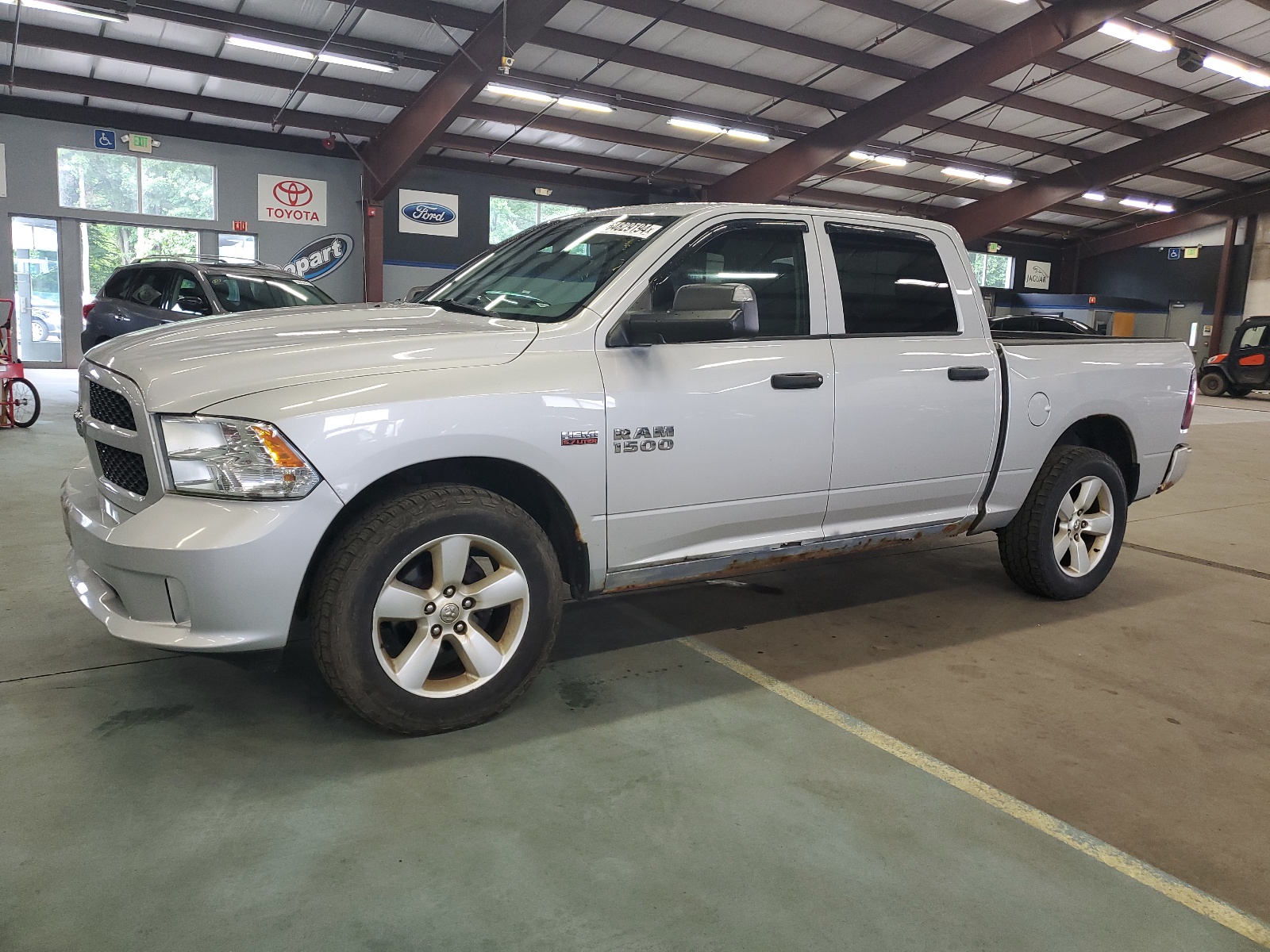 2013 Ram 1500 St vin: 1C6RR7KT8DS649592