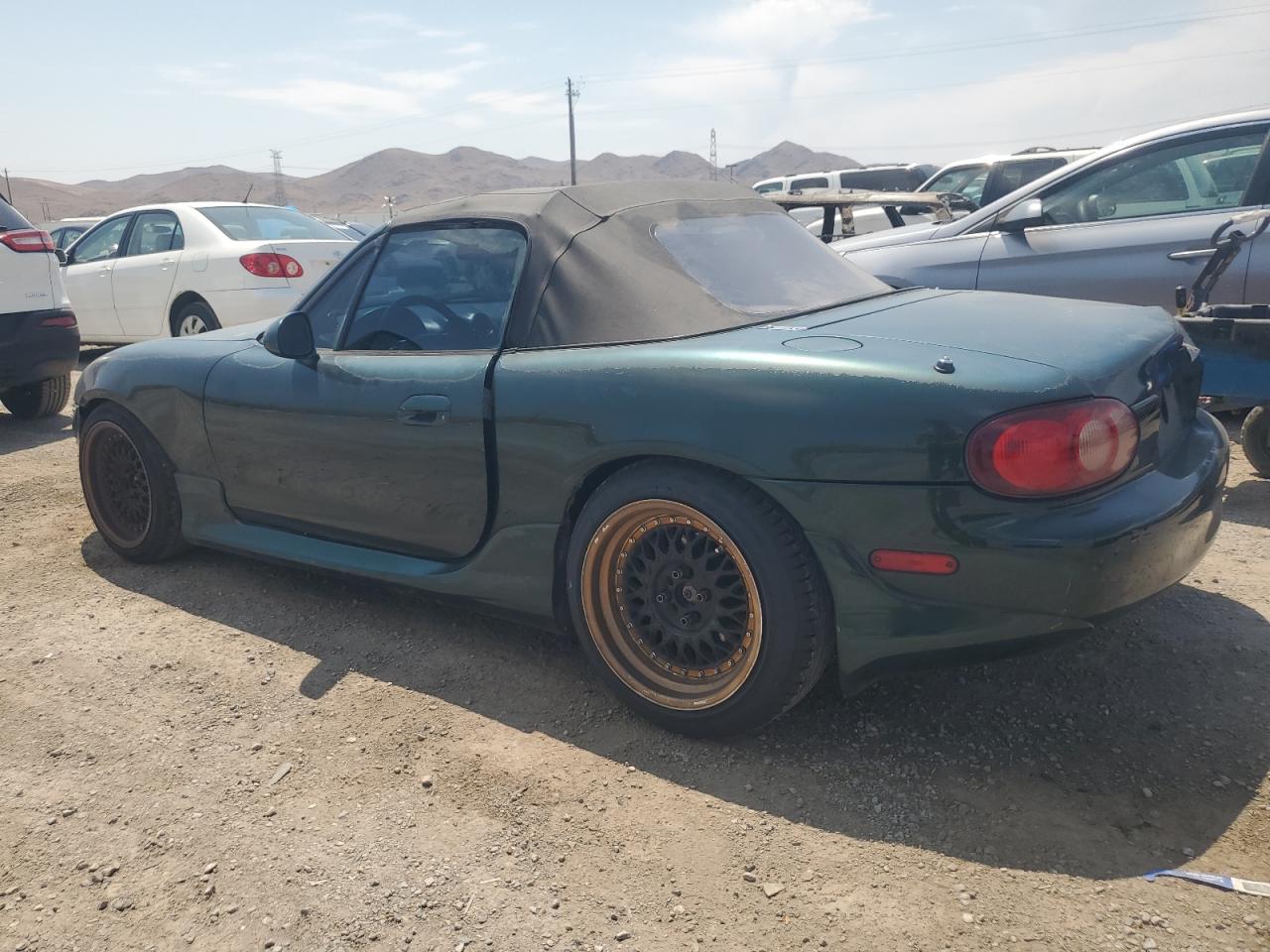 2001 Mazda Mx-5 Miata Base VIN: JM1NB353810215485 Lot: 62521844