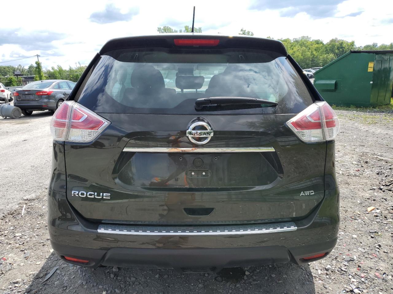 2015 Nissan Rogue S VIN: KNMAT2MV6FP523570 Lot: 64739334