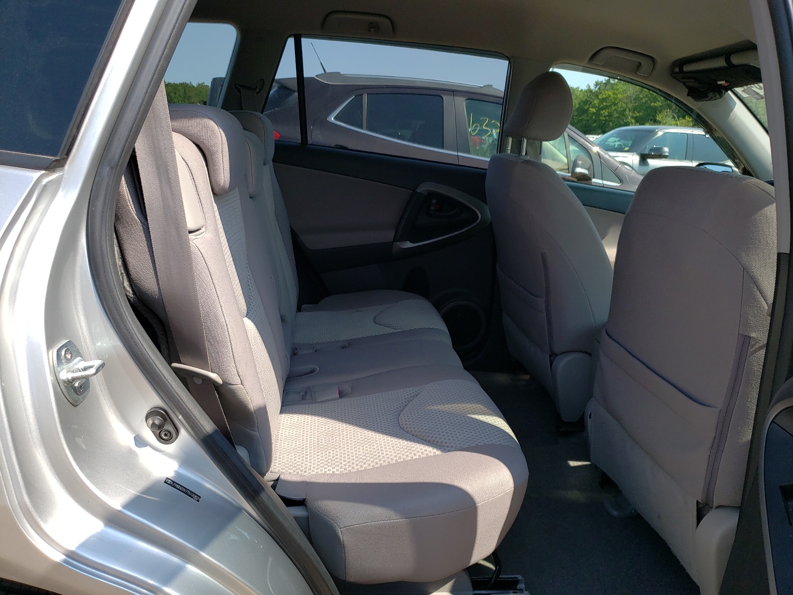 JTMBD33V775120820 2007 Toyota Rav4