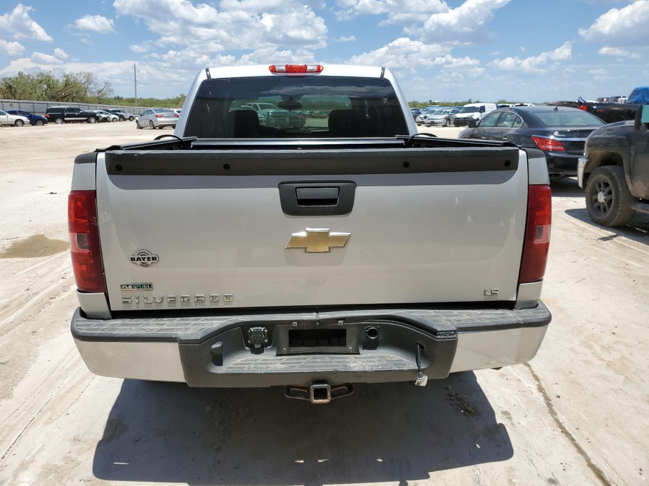 2011 Chevrolet Silverado C1500 Ls VIN: 3GCPCREA9BG327345 Lot: 61032494