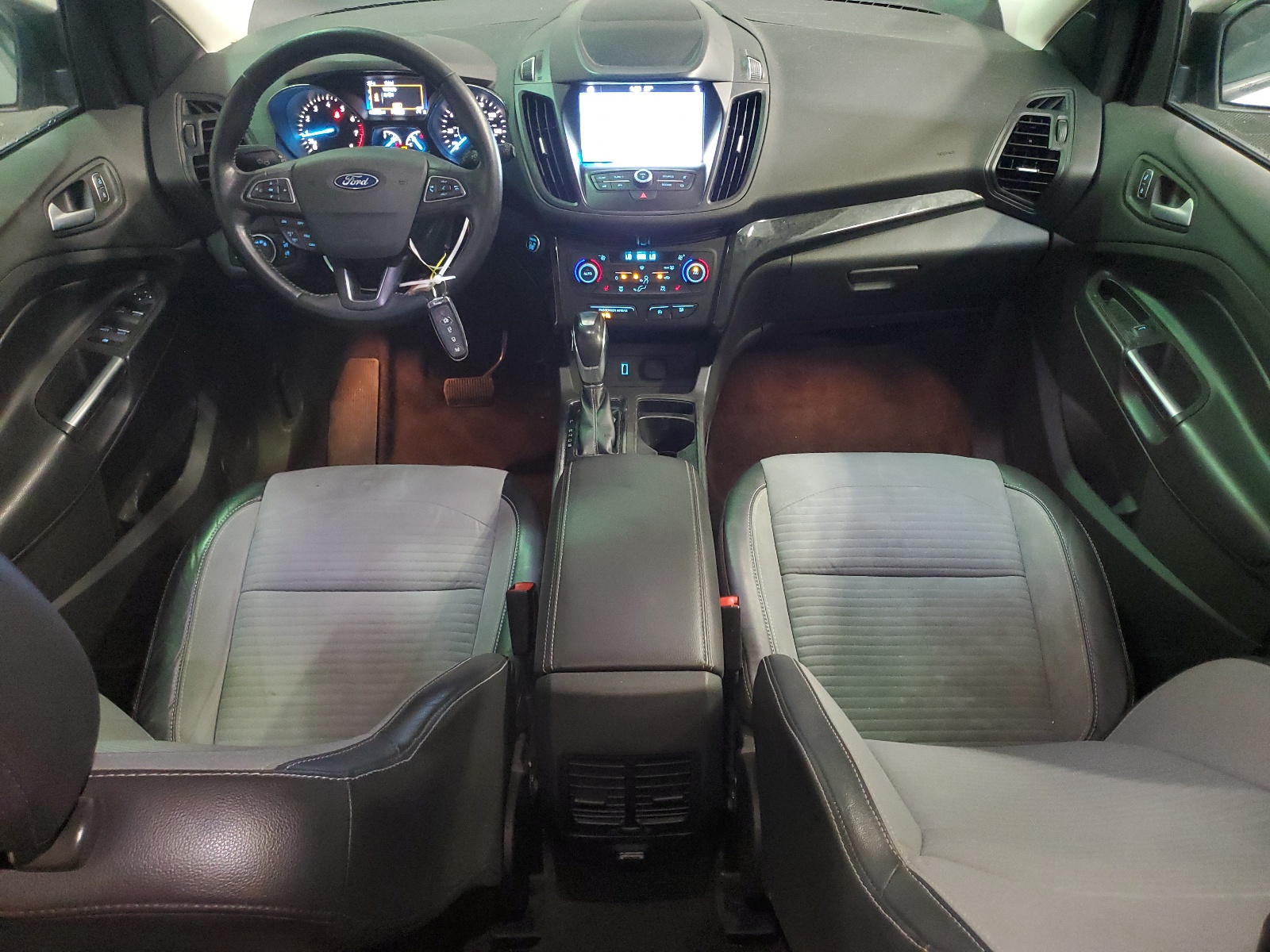 1FMCU0GD4KUA85894 2019 Ford Escape Se