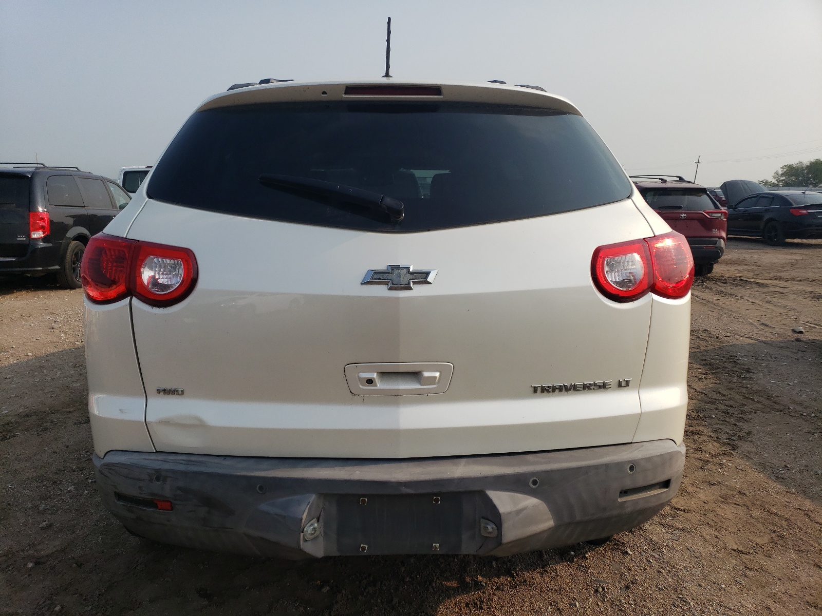 1GNKVJED1CJ183541 2012 Chevrolet Traverse Lt