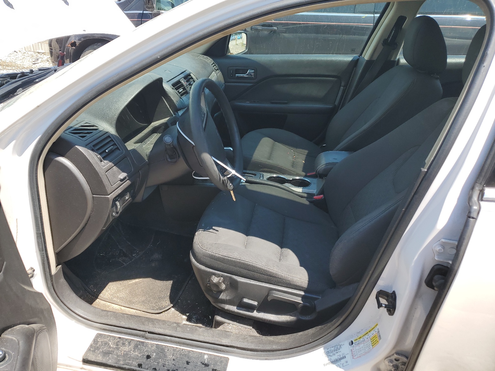 3FAHP0HA8AR349622 2010 Ford Fusion Se