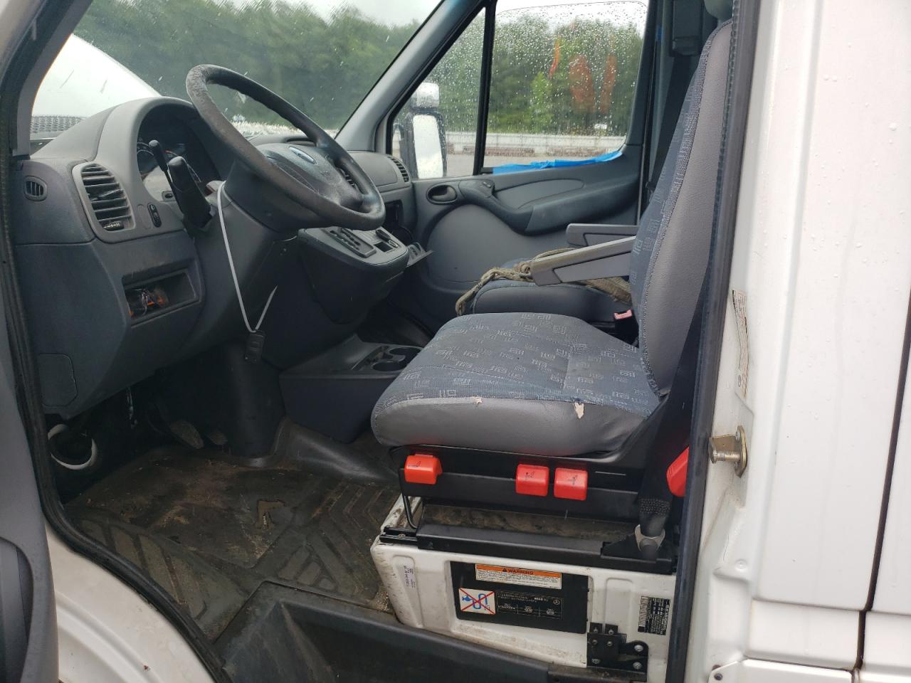 2006 Dodge Sprinter 2500 VIN: WD0PD744765905668 Lot: 64041064