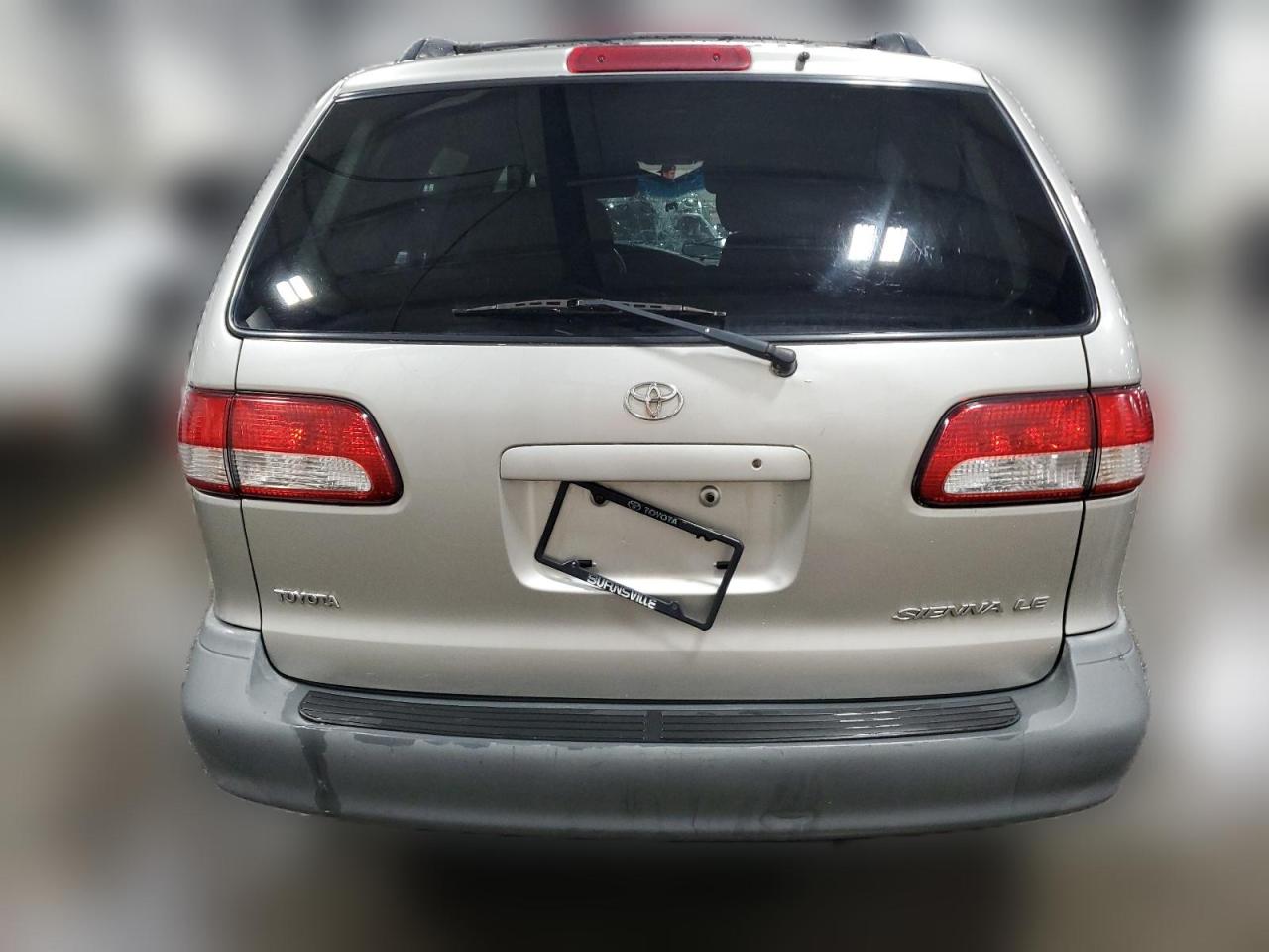 2001 Toyota Sienna Le VIN: 4T3ZF13C61U410476 Lot: 64477254