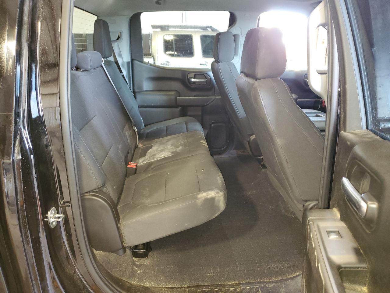 2021 Chevrolet Silverado K1500 Custom VIN: 1GCPYBEK9MZ396847 Lot: 64098464