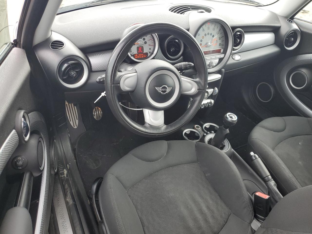 2009 Mini Cooper S VIN: WMWMF73539TT98698 Lot: 64688994