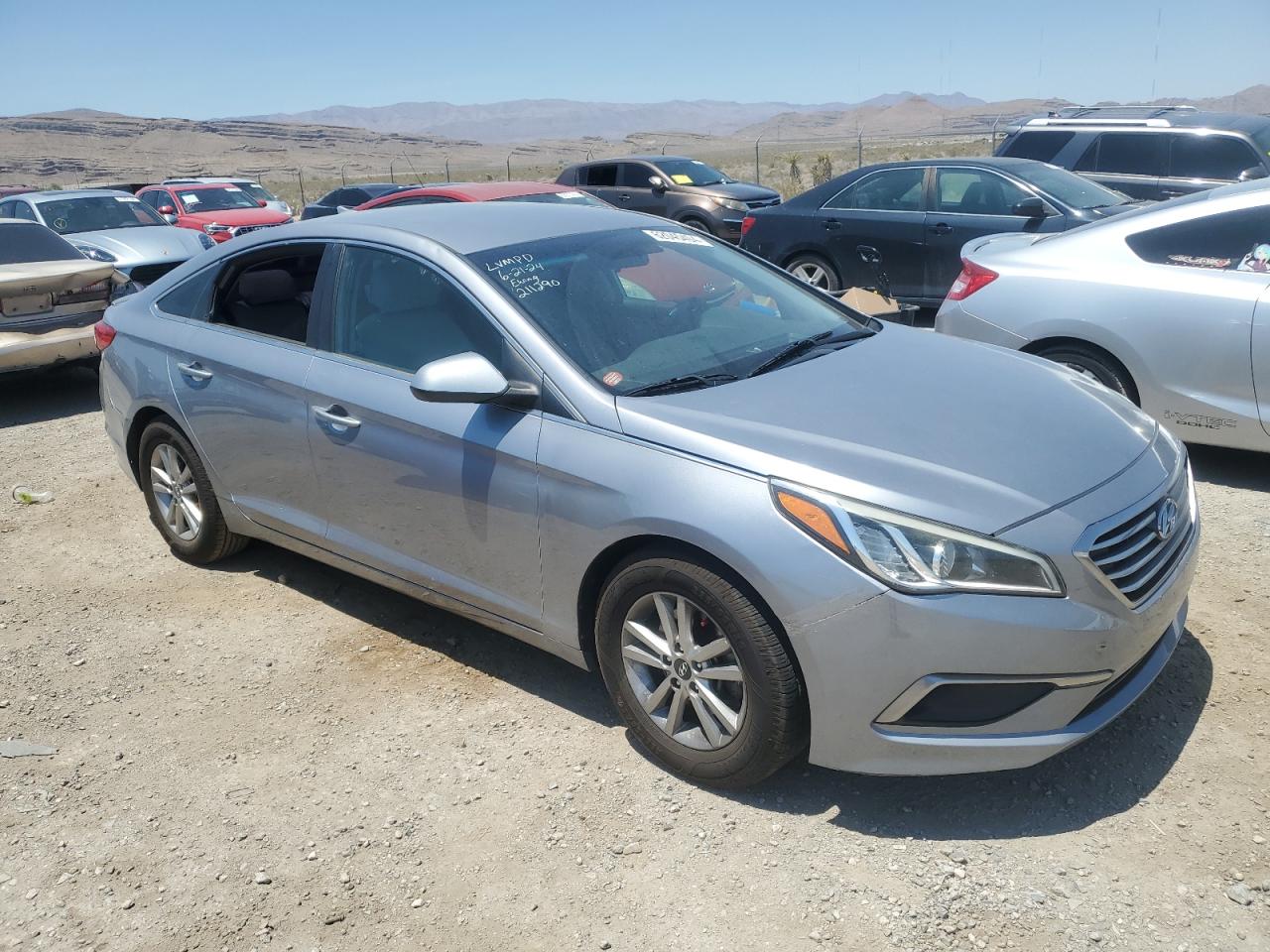 2017 Hyundai Sonata - Image 4