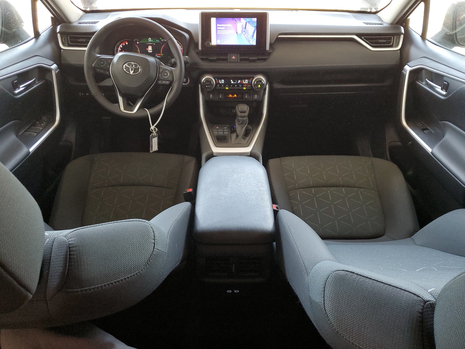 2T3P1RFV2RW439292 2024 Toyota Rav4 Xle