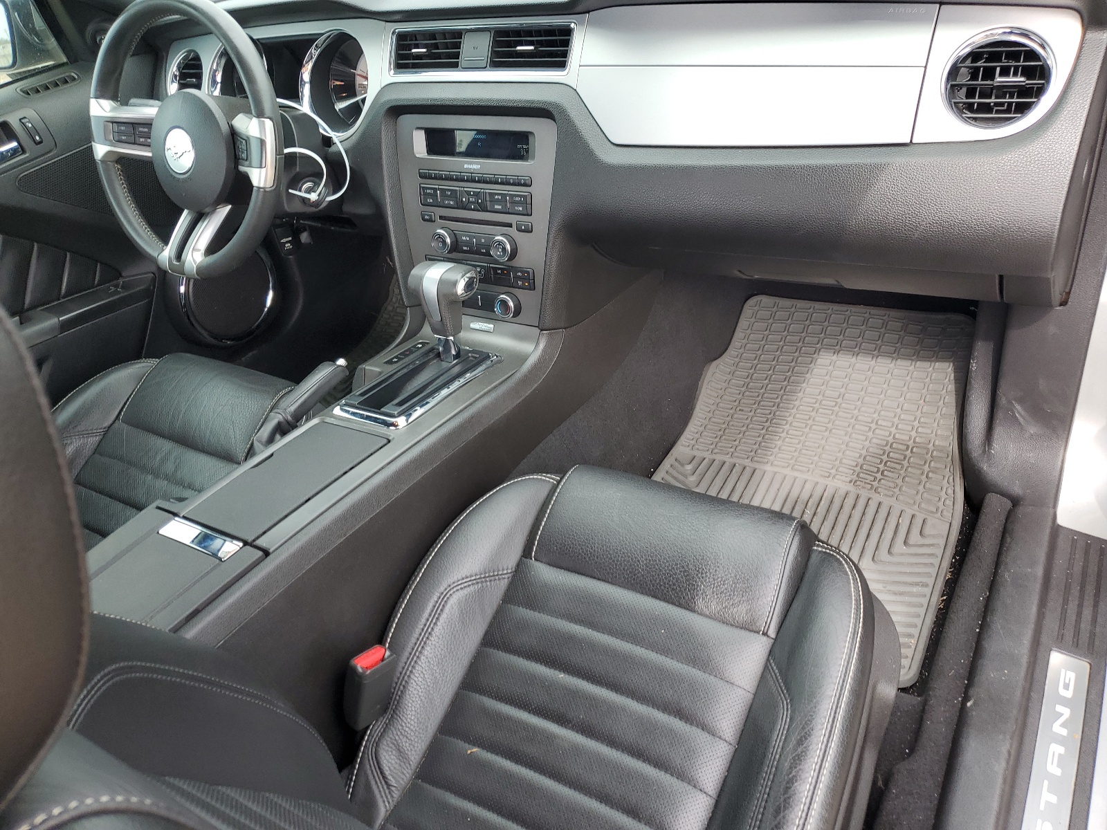 1ZVBP8AN2A5123488 2010 Ford Mustang