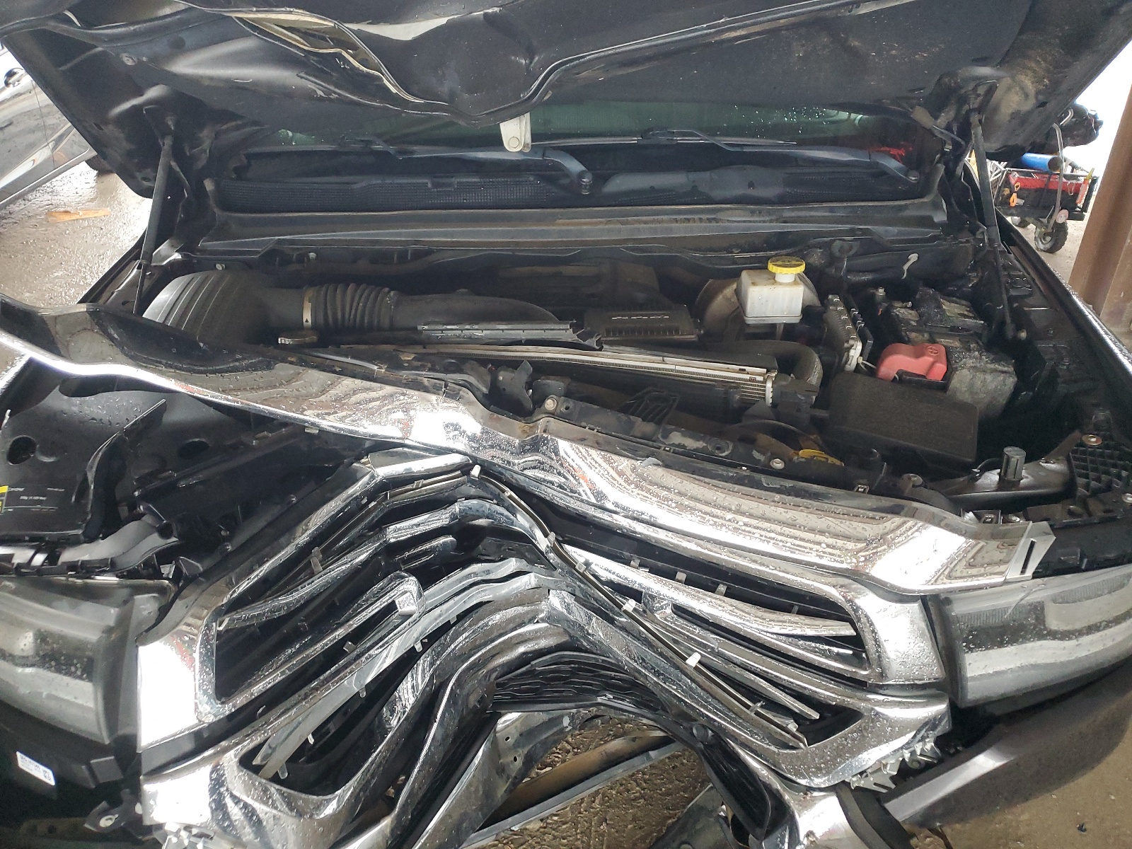 1C6SRFJT4KN597676 2019 Ram 1500 Laramie