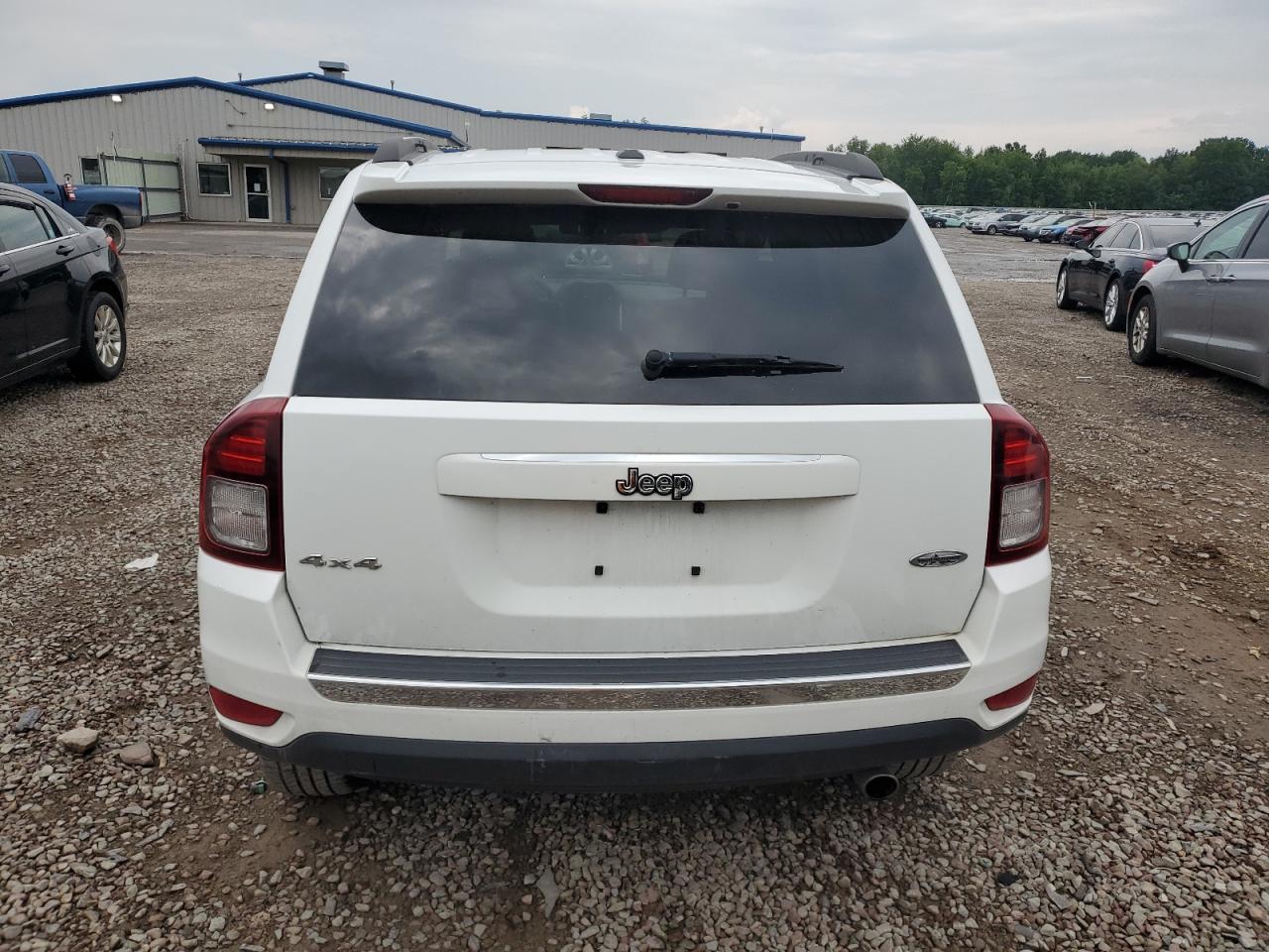 1C4NJDEB0GD768603 2016 Jeep Compass Latitude