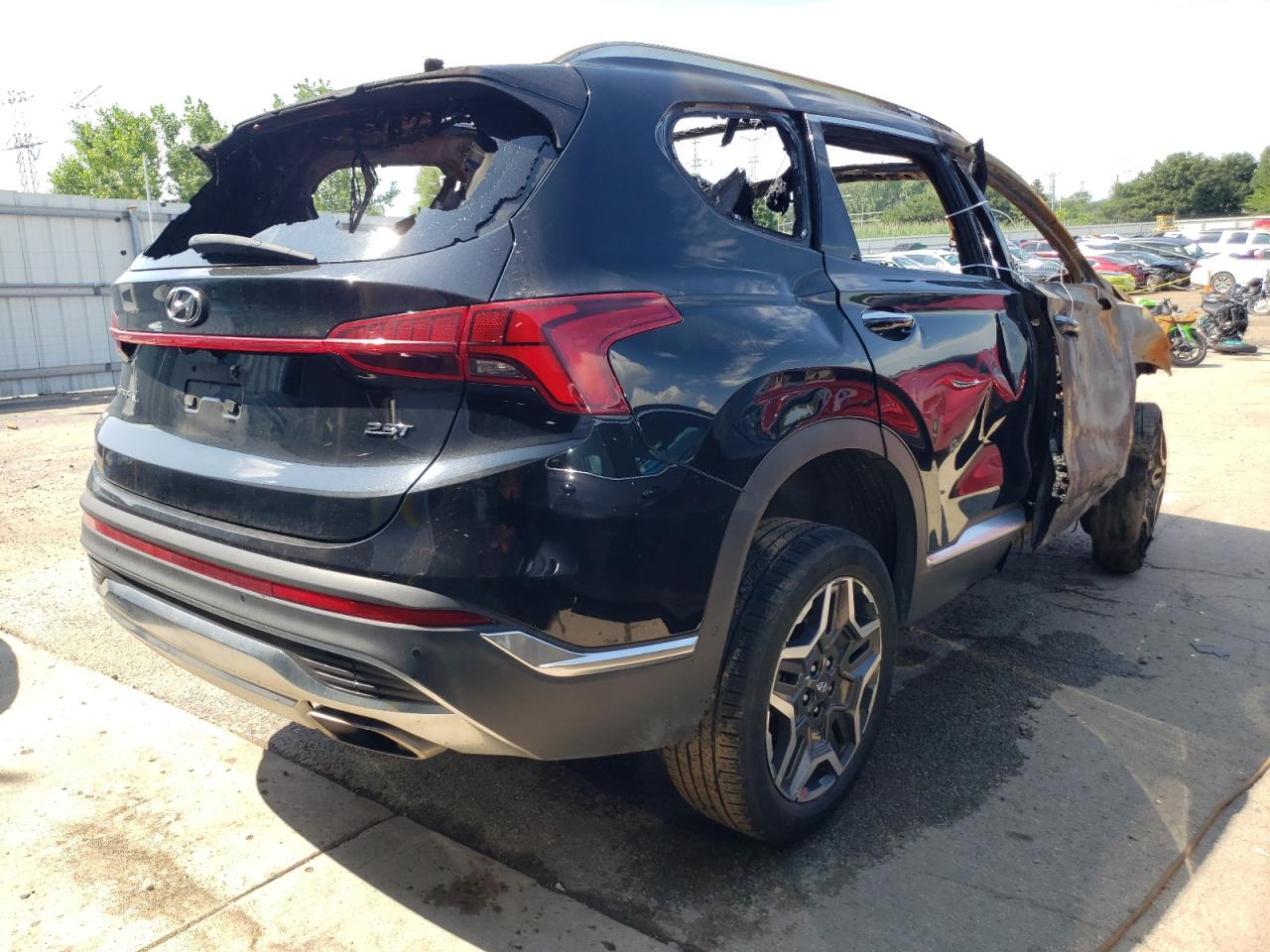 2023 Hyundai Santa Fe - Image 3
