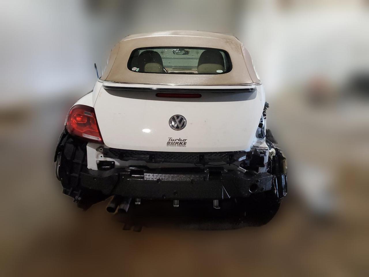 2018 Volkswagen Beetle S VIN: 3VW5DAAT6JM518098 Lot: 63603264