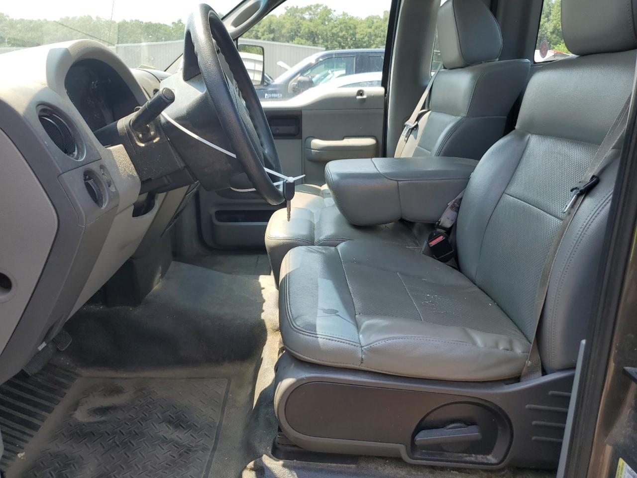 2005 Ford F150 VIN: 1FTRF12205NA85538 Lot: 63062764