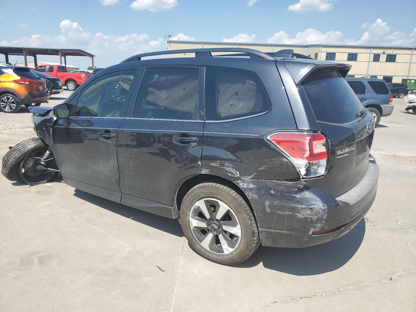 2018 Subaru Forester 2.5I Limited vin: JF2SJARC7JH460379