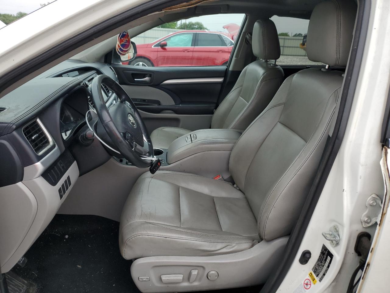 2016 Toyota Highlander Xle VIN: 5TDJKRFH6GS297346 Lot: 62388854