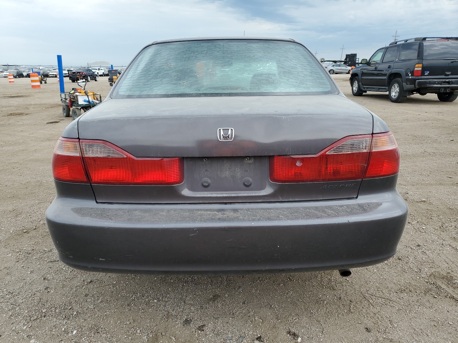 1HGCG6652XA059054 1999 Honda Accord Lx