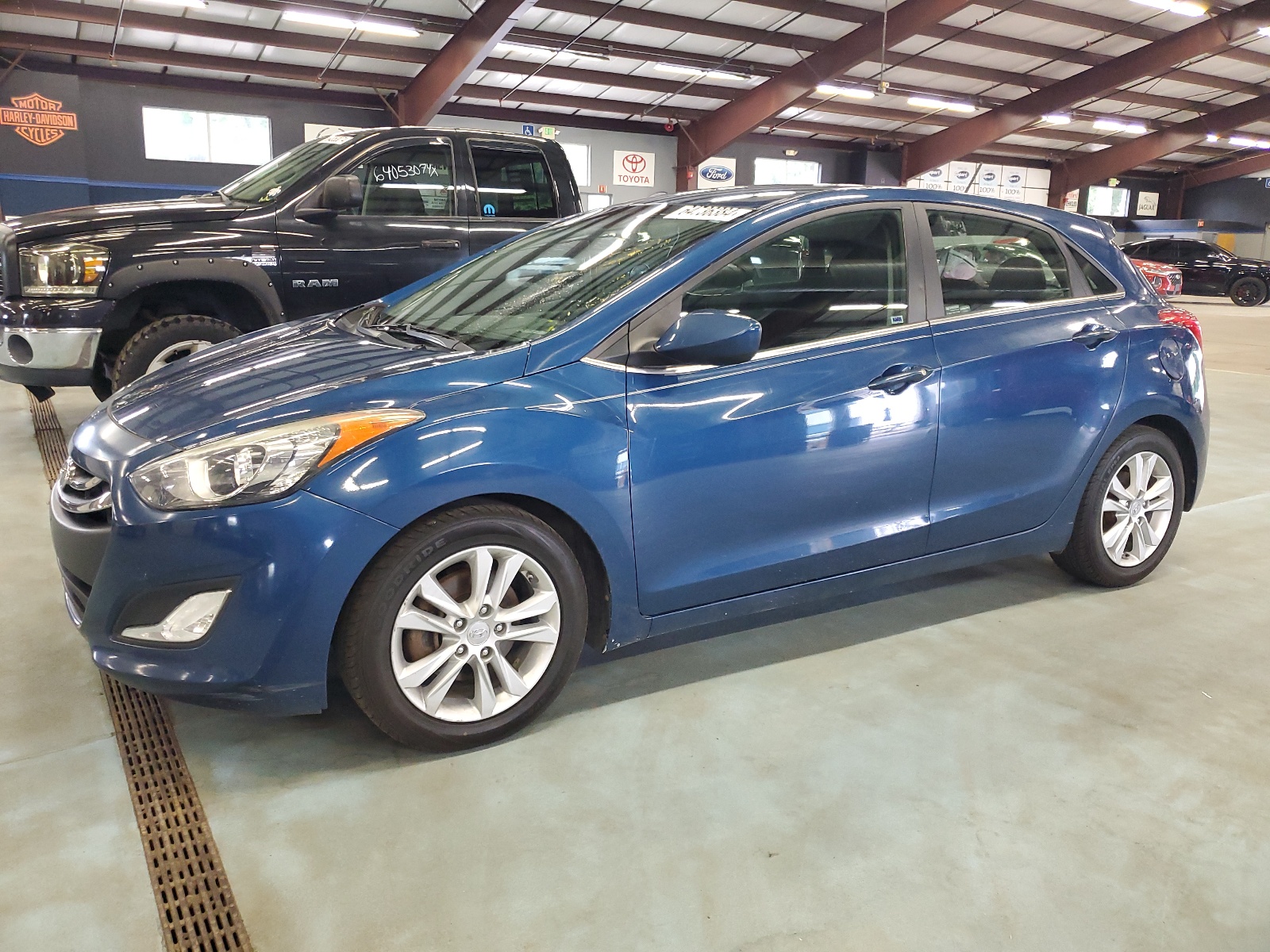 2014 Hyundai Elantra Gt vin: KMHD35LH6EU185772