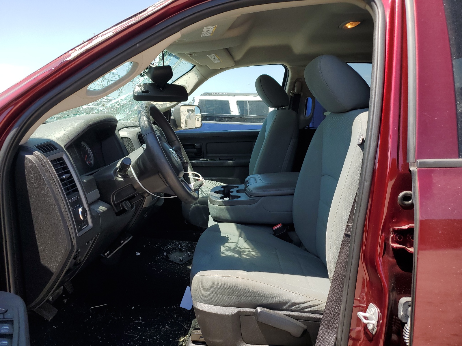 1C6RR6FG7HS567818 2017 Ram 1500 St