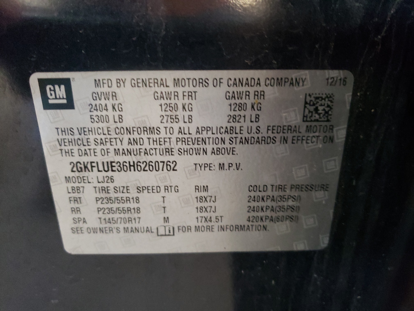 2GKFLUE36H6260762 2017 GMC Terrain Slt