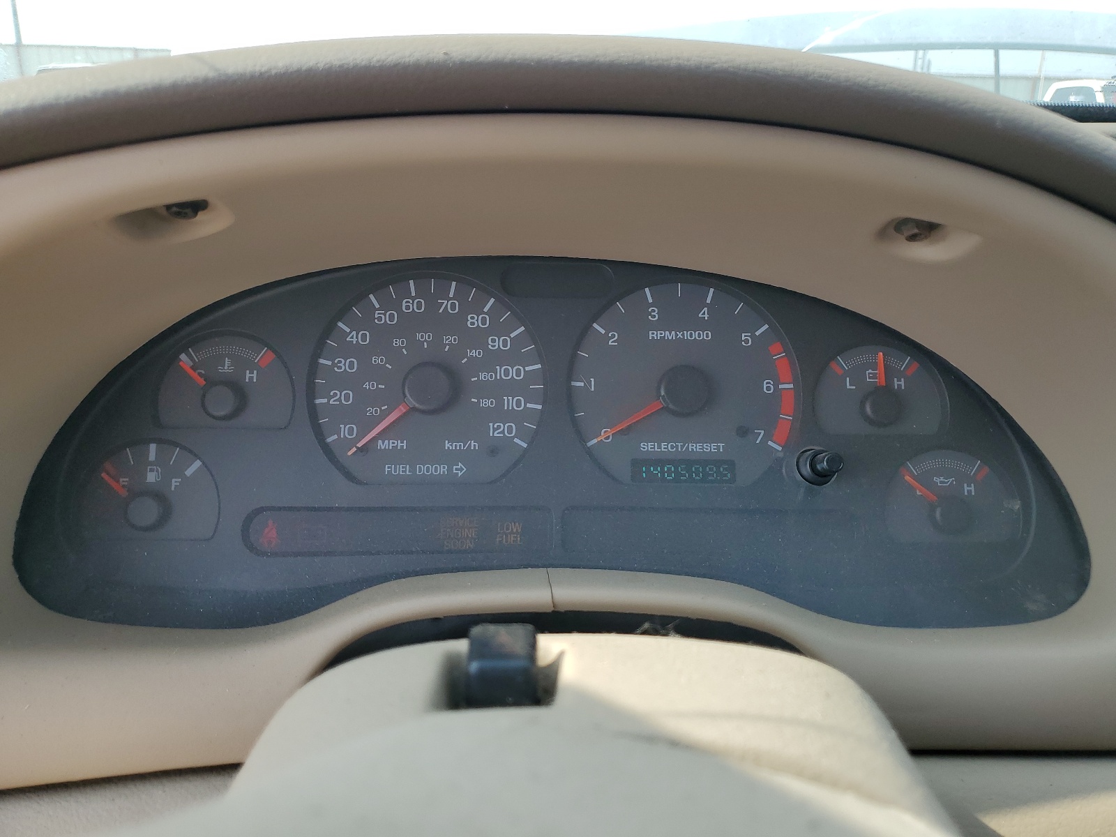 1FAFP4445YF116576 2000 Ford Mustang