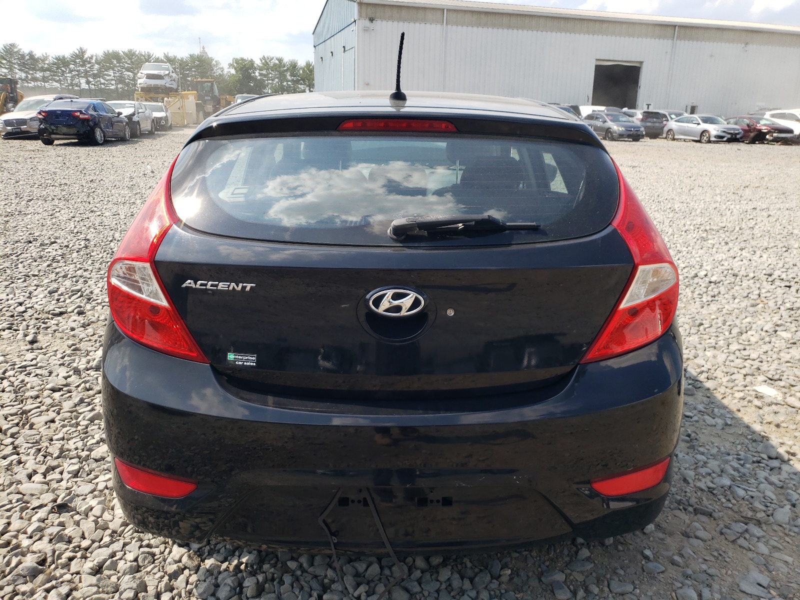 KMHCT5AE7HU310688 2017 Hyundai Accent Se