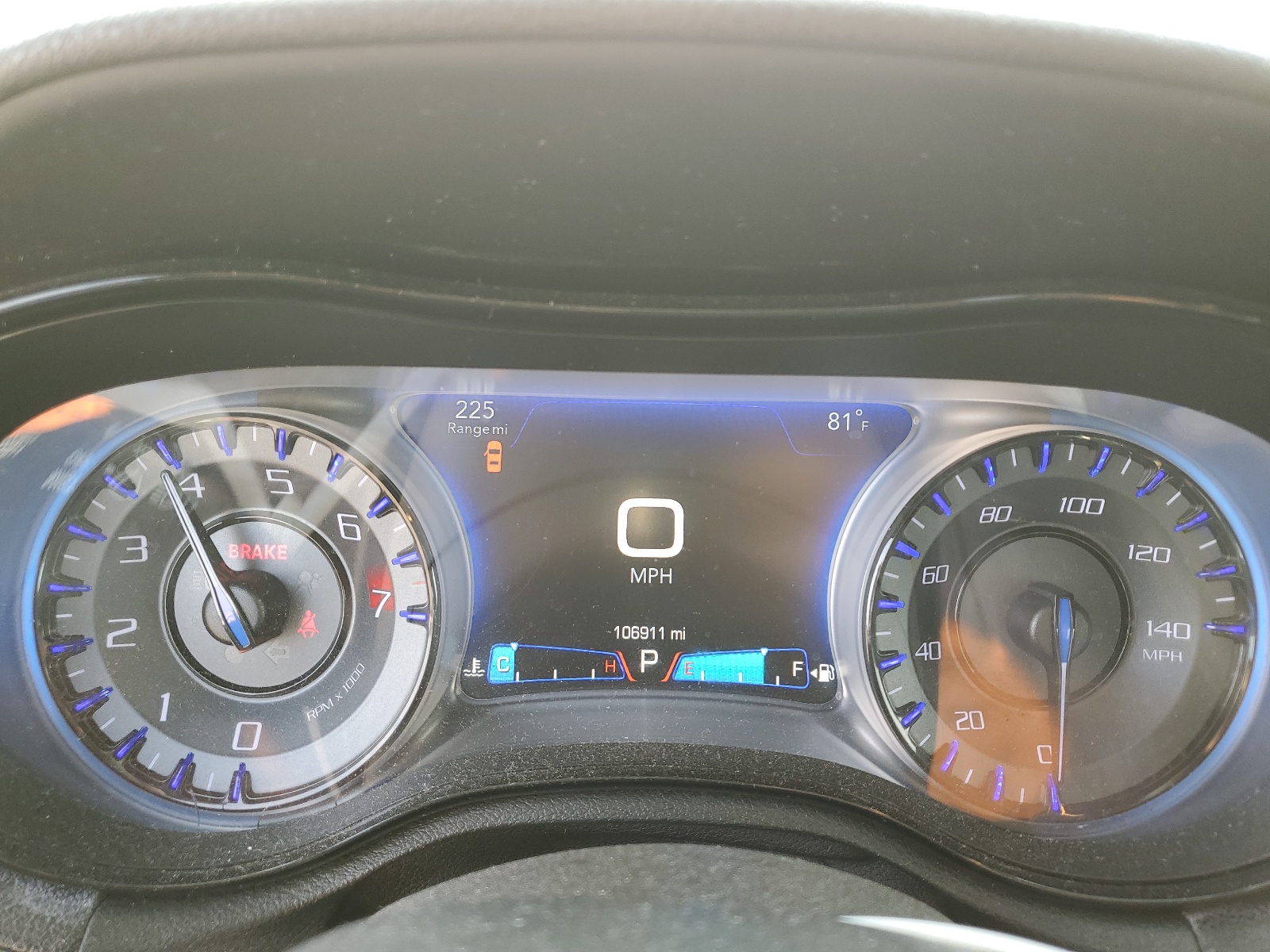 2C3CCAGG0HH647975 2017 Chrysler 300 S