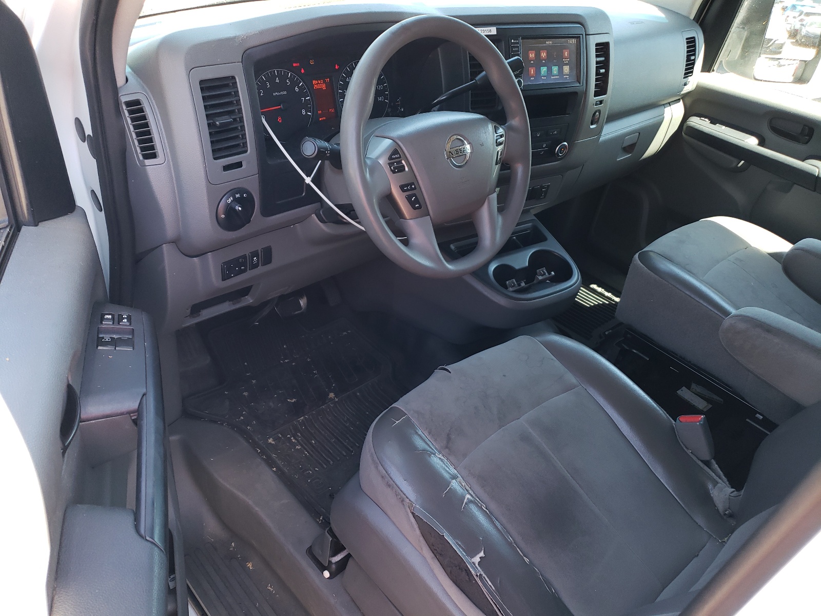 5BZBF0AA7LN850973 2020 Nissan Nv 3500