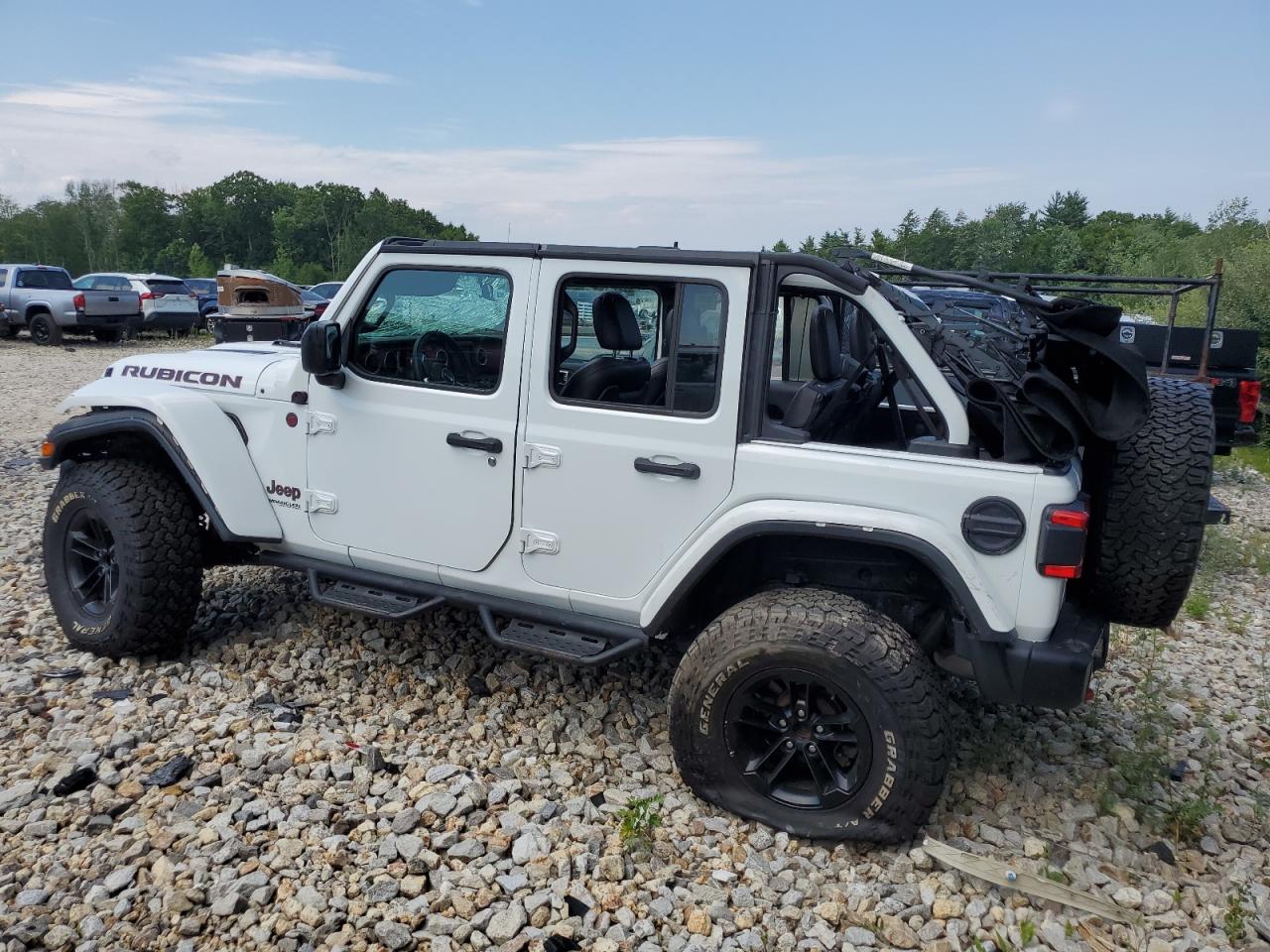 1C4HJXFN5JW216677 2018 JEEP WRANGLER - Image 2